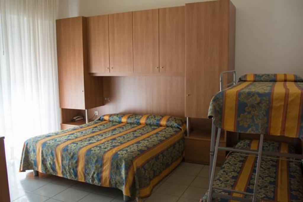 Pensione Villa Joli Lido di Jesolo Rum bild