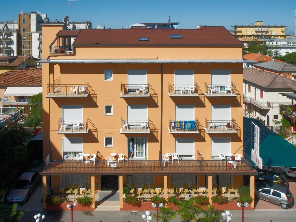 Pensione Villa Joli Lido di Jesolo Exteriör bild